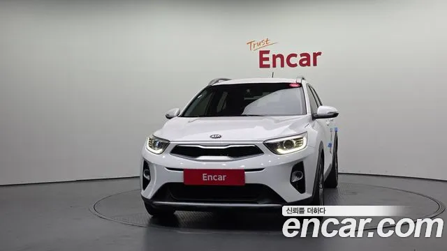 Kia Stonic 2018 — фото 3