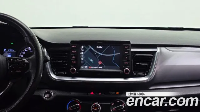 Kia Stonic 2018 — фото 16
