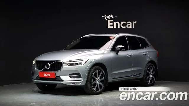 Volvo XC60 2019 — фото 1