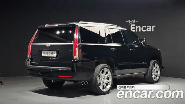 Cadillac Escalade 2019 — фото 2