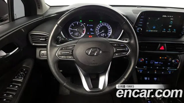 Hyundai Santafe 2019 — фото 18