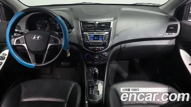 Hyundai Accent 2017 — фото 10