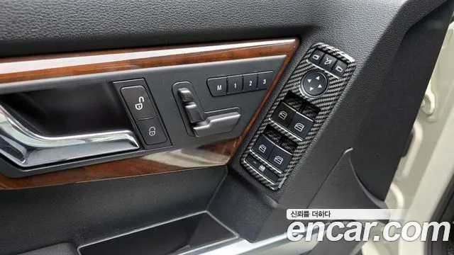 Mercedes-Benz GLK-Class 2011 — фото 18