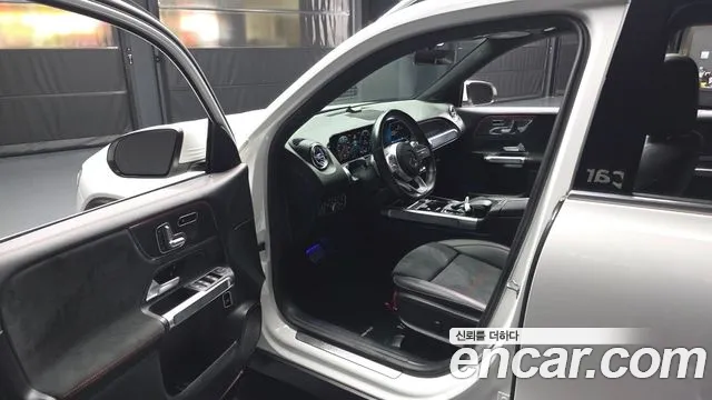 Mercedes-Benz GLB-Class 2021 — фото 10