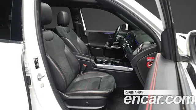 Mercedes-Benz GLB-Class 2021 — фото 11