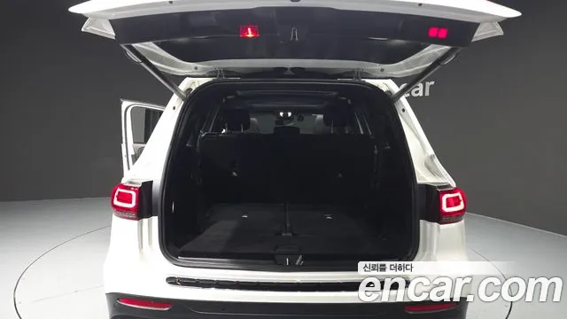 Mercedes-Benz GLB-Class 2021 — фото 20