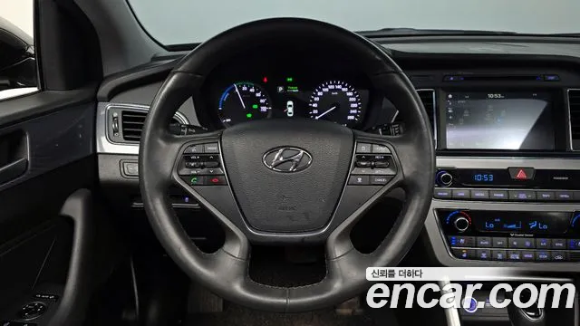 Hyundai Sonata 2015 — фото 18