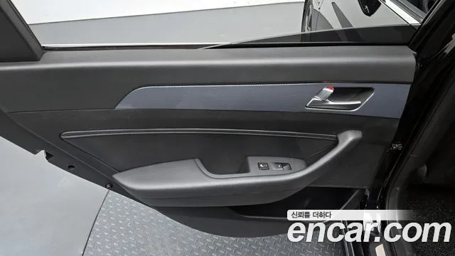 Hyundai Sonata 2015 — фото 14