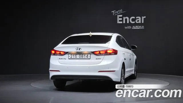Hyundai AVANTE 2016 — фото 4