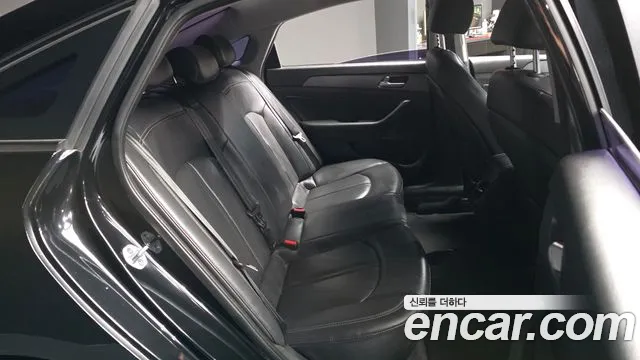 Hyundai Sonata 2018 — фото 18