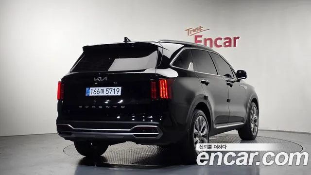 Kia Sorento 2022 — фото 2