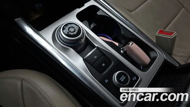 Ford Explorer 2020 — фото 12