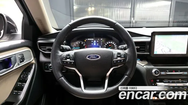 Ford Explorer 2020 — фото 19