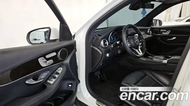 Mercedes-Benz GLC-Class 2020 — фото 13