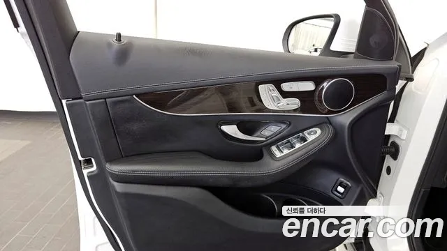 Mercedes-Benz GLC-Class 2020 — фото 14