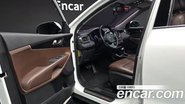 Kia Sorento 2017 — фото 10