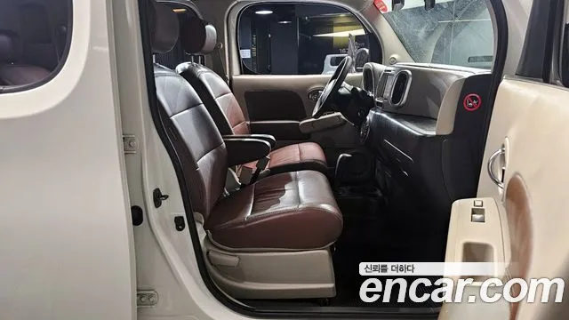 Nissan Cube 2014 — фото 11
