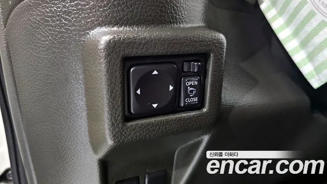 Nissan Cube 2014 — фото 17