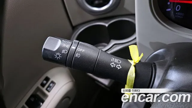 Nissan Cube 2014 — фото 19