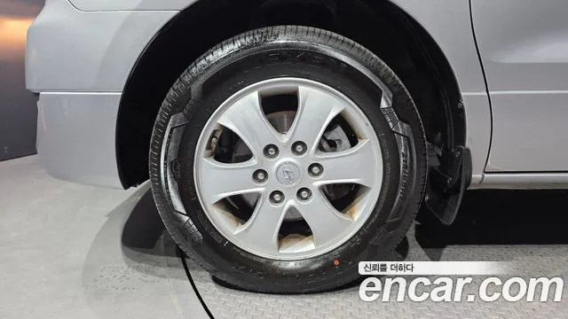 Hyundai Starex 2017 — фото 5
