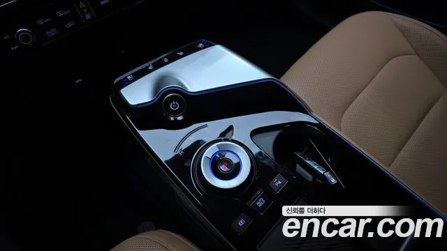 Kia EV6 2023 — фото 12