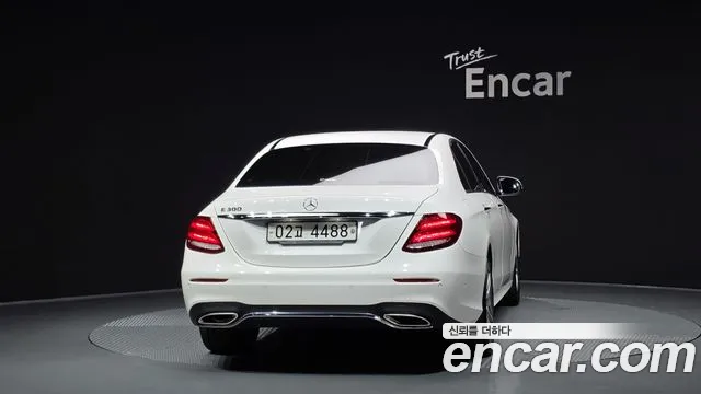 Mercedes-Benz E-Class 2019 — фото 4