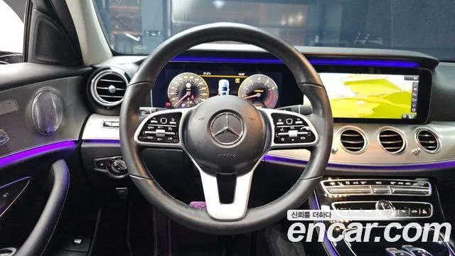Mercedes-Benz E-Class 2019 — фото 19