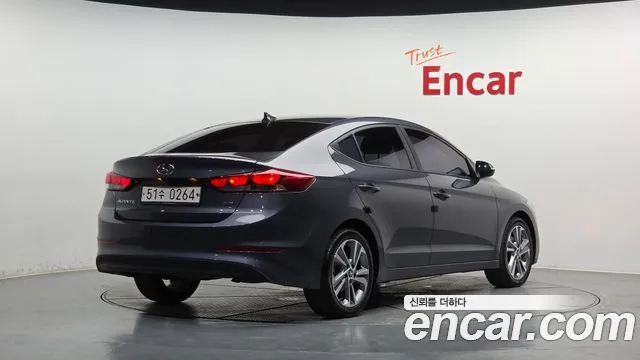Hyundai AVANTE 2017 — фото 2