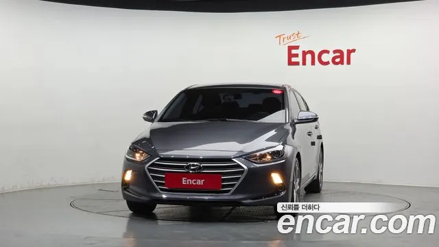 Hyundai AVANTE 2017 — фото 3