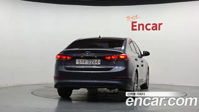 Hyundai AVANTE 2017 — фото 4