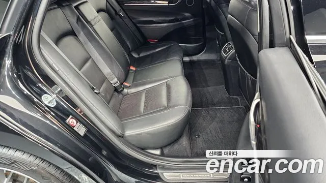 Hyundai Grandeur 2019 — фото 18