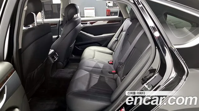 Hyundai Genesis 2016 — фото 18