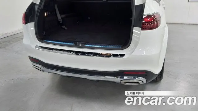 Mercedes-Benz GLS-Class 2025 — фото 11