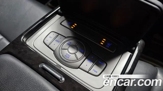 Hyundai Genesis 2013 — фото 19