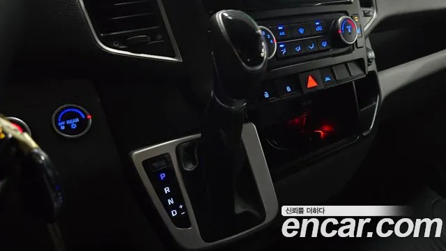 Hyundai Solati 2022 — фото 12