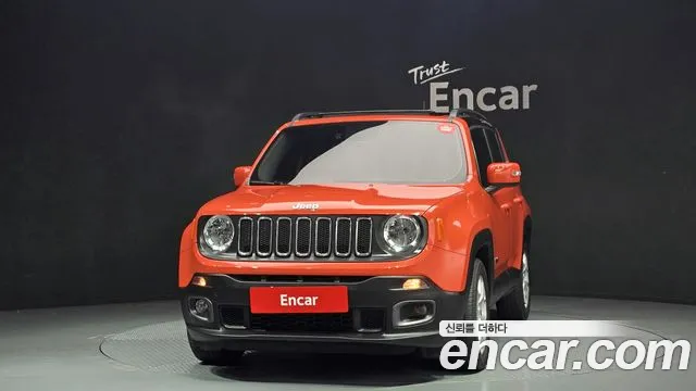 Jeep Renegade 2016 — фото 3