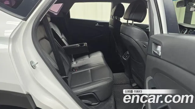 Hyundai Tucson 2018 — фото 17