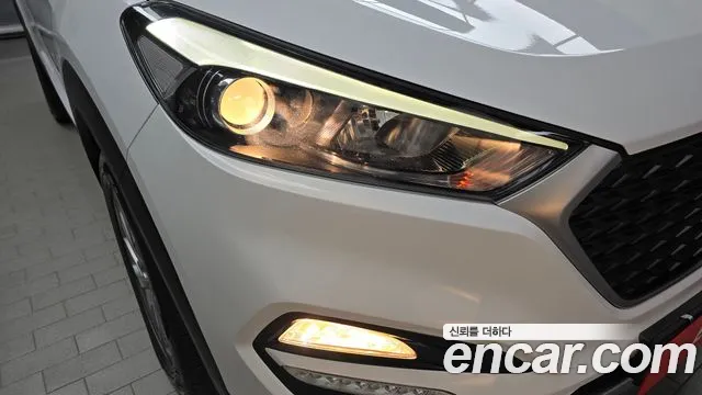 Hyundai Tucson 2018 — фото 8