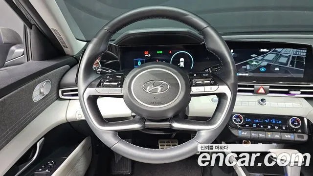 Hyundai AVANTE 2023 — фото 13