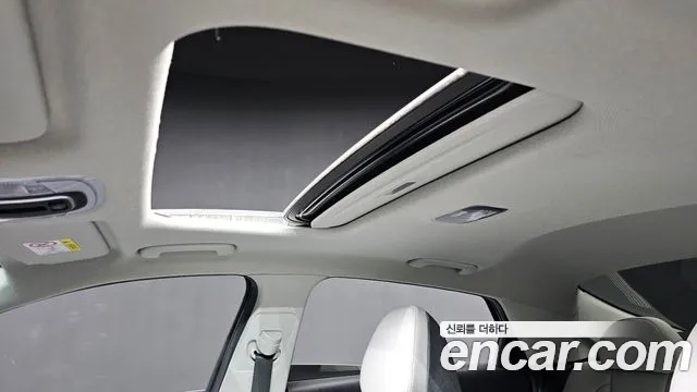 Hyundai AVANTE 2023 — фото 15