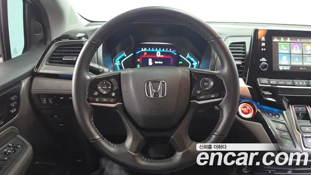 Honda Odyssey 2020 — фото 18