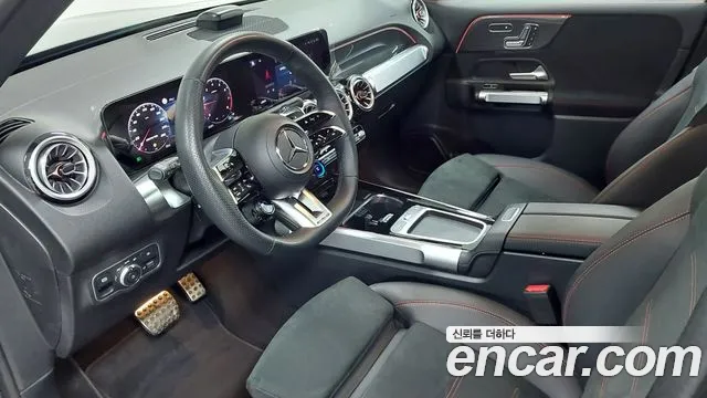 Mercedes-Benz GLB-Class 2025 — фото 14