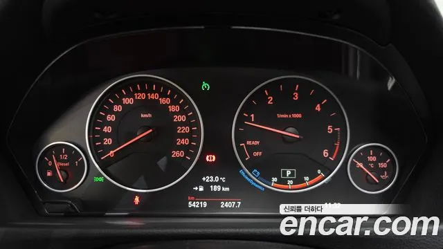 BMW 3-Series 2017 — фото 10