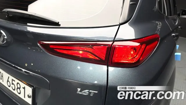 Hyundai Kona 2018 — фото 9