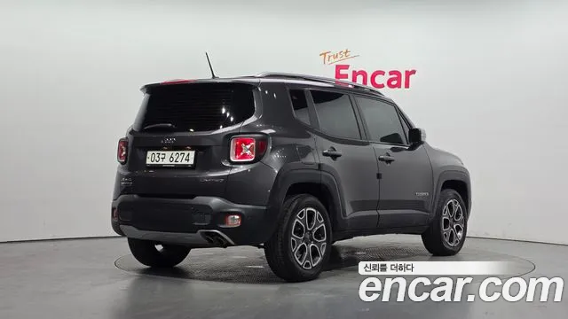 Jeep Renegade 2017 — фото 2