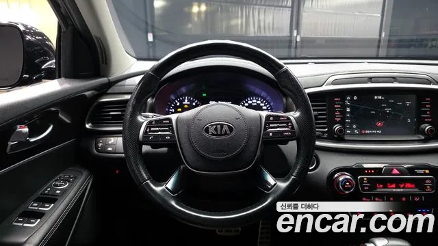 Kia Sorento 2020 — фото 19