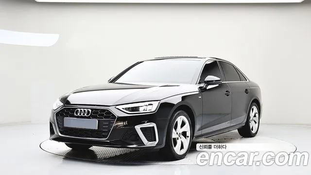 Audi A4 2022 — фото 1