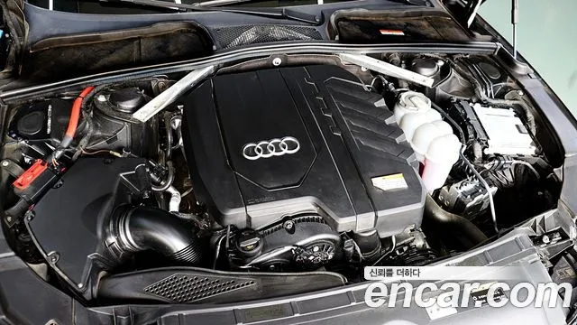 Audi A4 2022 — фото 19