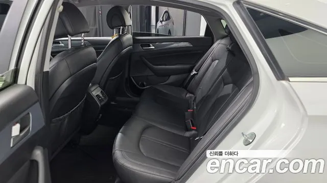 Hyundai Sonata 2016 — фото 17