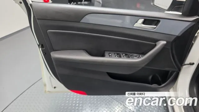 Hyundai Sonata 2016 — фото 13